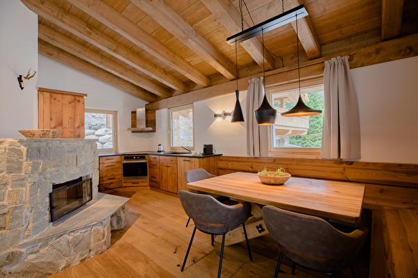 Mountain Chalet // Kitchen