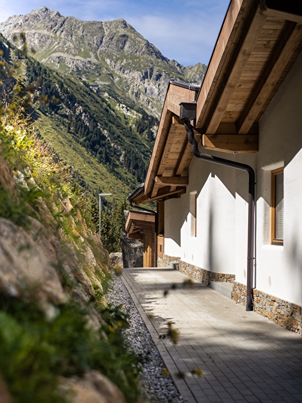 Mountain Chalet Plus | Sauna - Outdoors