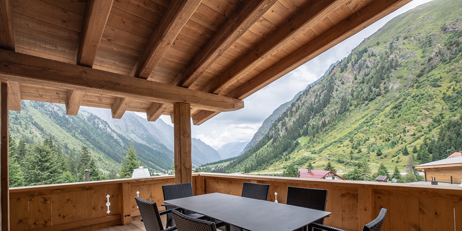 Mountain Chalet XL | Sauna - C3 Balcony