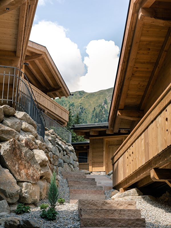 Mountain Chalet XL | Sauna - Resort view